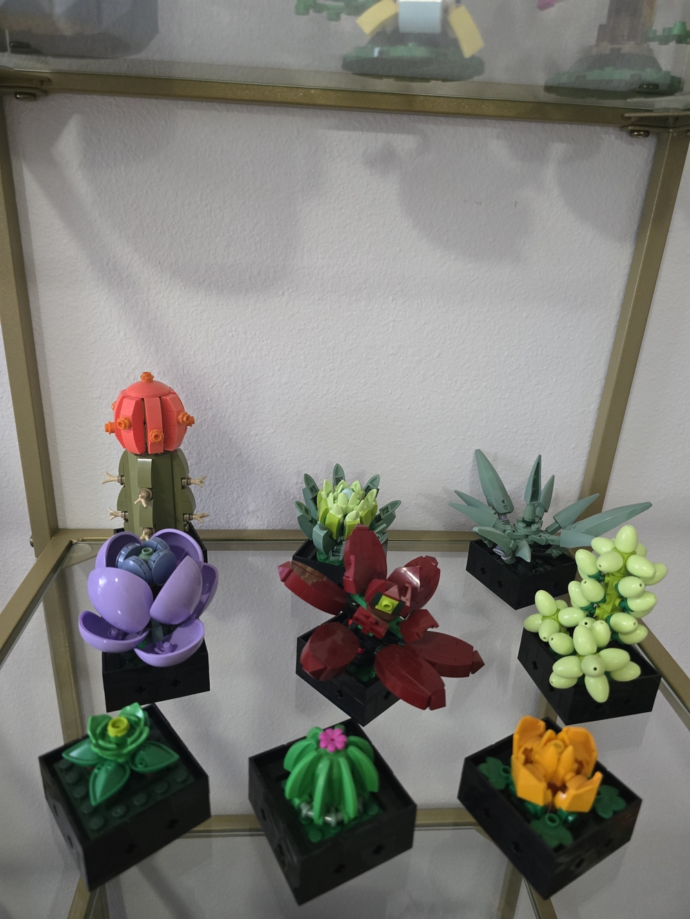 LEGO Mini Succulent Plant Collection - Colorful Assortment 10309